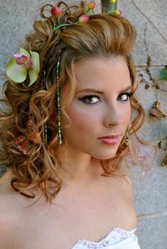 A Midsummer Nights dream. Fantasy hair and makeup. Dream Ideas, Earth Month, Nerdy Outfits, Evening Hairstyles, Dream Fantasy, Fantasy Hair, Theatre Design