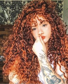 Kolkata Bus, Cheveux Oranges, Red Curly Hair, Red Haired Beauty, Beautiful Red Hair, Girls With Red Hair, Haircut And Color, Happy Hair, Hair Inspo Color