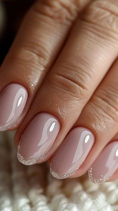 November Nails 2024 Classy Holiday Nails Simple, Cute November Nails, French Manicure Gel Nails, November Nail Designs, Gel French Manicure, Nail Color Combos, Stunning Nail Designs, November Nails, French Tip Nail Designs