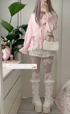 Dollcore Outfits, Sanrio Clothes, Dollette Coquette, Fashion Forward Outfits, Fashion Staples, Lolita Outfits, Comfort Fashion