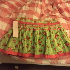 This Is A Super Cute Mini Skirt, Feminine Print. Casual , Fresh And Springy. Labeled Medium But It Can Fit Size 2 -4. New With Tag. Never Worn. Cute Spring Pleated Skort, Cute Pleated Skort For Spring, Spring Green Cotton Skirt, Green Cotton Skirt For Spring, Cute Spring Stretch Mini Skirt, Cute Mini Skirt For Spring, Cute Stretch Mini Skirt For Spring, Green Cotton Mini Skirt With Elastic Waistband, Spring Green Skirt With Elastic Waistband