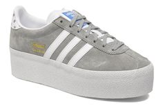 Gazelle Og Platform Up Ef W Adidas Originals (Grijs) | Sarenza.nl | Sneakers Gazelle Og Platform Up Ef W Adidas Originals gratis verzending Adidas Og, Adidas Originals Gazelle, Adidas Originals Superstar, Adidas Gazelle Sneaker, 90s Style, Adidas Samba Sneakers, Adidas Superstar Sneaker, Adidas Gazelle