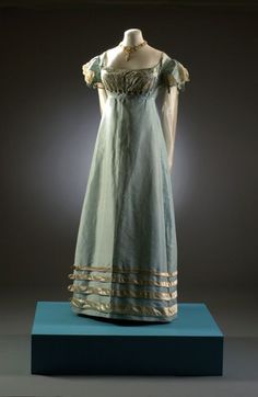 Gaun Abad Pertengahan, Historical Gowns, Old Dress, Museum Fashion