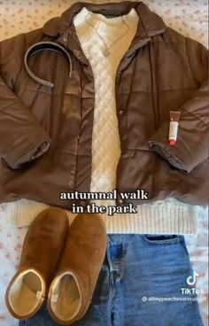 November Outfit Ideas, Walk Outfit, Fall Walk, November Outfits, Autumn Fits, Walk In The Park, Ideas Outfit, Cute Comfy Outfits, Really Cute Outfits