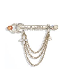 Capsule Wardrobe Jewelry, Crystal Brooch, Chanel Fashion