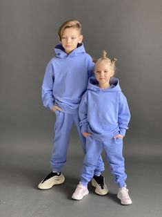 Sportswear Sweats With Double-lined Hood, Blue Winter Tracksuit Sportswear, Athleisure Sweatshirt With Double-lined Hood For Loungewear, Blue Tracksuit For Training, Sportswear Style, Kids Tracksuits, Kids Catalogs, Kids Studio, Parents Baby, Winter Kids