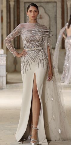 Ziad Nakad, Winter Formal Dresses, فستان سهرة, Winter 2022, Couture Collection, Couture Dresses, Couture Fashion, Runway Fashion, Evening Gowns