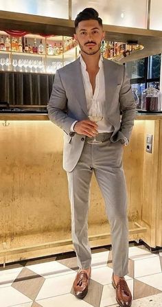 Wedding Guest Outfit Men, Networking Event Outfit, Reception Suits, Italy Wedding Guest Outfit, Event Outfit Ideas, Italy Wedding Guest, Corporate Baddie Outfits, Wedding Guest Suits