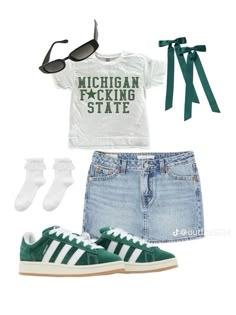 cute summer outfit College Gameday Outfits, Cute Summer Outfit, Tailgate Outfit, Football Game Outfit, Game Day Outfit, Football Outfits, Day Outfit, Cute Everyday Outfits