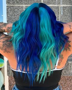 Aquatic color block by @cosmobynina using Lunar Tides 💧 Red To Green Hair, Fun Blue Hair, Blue Rainbow Hair, Vivid Hair Color Placement, Crazy Color Hair Ideas, Indigo Blue Hair, Creative Hair Color Placement, Blue And Teal Hair, Green And Red Hair