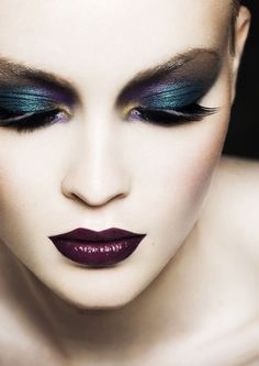 Fall makeup Styl Goth, Fete Emo, Editorial Make-up, Fantasy Make-up, Party Make-up, Beauty Make-up, Dark Makeup, Beauty Shoot, Smokey Eyes