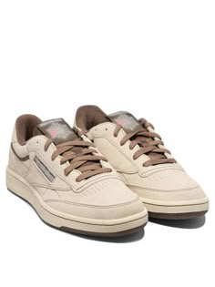 Reebok"Club C 85 Vintage" sneakers100% suede - 100% rubber Reebok Club C 85 Vintage, Club C 85 Vintage, Reebok Club C 85, Club C 85, Basket Noir, Basket Vintage, Reebok Sneakers, Reebok Club C