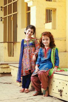 Kids Salwar Kameez, Girls Kurti, Eid Dress, Autumn Sky, Latest Kurti, Kurti Designs Latest