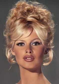 Bardot Makeup, Brigitte Bardot Hair, Bardot Hair, Hollywood Glamor, Bridgette Bardot, Bridget Bardot, Classic Hollywood Glamour, Bardot Style, Brigitte Bardot