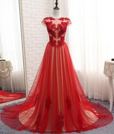 Gorgeous Red Tulle Gown, Red Formal Dress, Elegant Party Gowns Red Tulle Gown, Gown Red, Dresses 2022, Elegant Prom, Dresses Formal Elegant, Red Prom, Red Dresses, Tulle Gown, Chinese Wedding