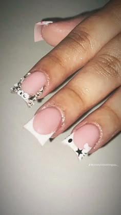 Nail Art For Squoval Nails, Spaceship Charm Nails, Easy Nail Designs With Gems, French Tips With Charms Short, White Short Birthday Nails, Simple Short Sets Nails, Medium Short Nails Ideas, Shirt Cute Nails, French Tips With A Design