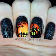 Spooky nails for Halloween Holiday Nail Art, Fall Nail Art, Art Halloween, Acrylic Nail Art