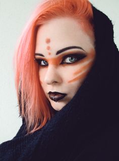 Post apocalyptic and Mad Max inspired style https://www.facebook.com/leena.flinck Instagram: @leenaflinck Maquillaje Halloween Infantil, Fantasy Make-up, Halloween Make-up Looks, Drag Make-up, Graduation Makeup, Apocalyptic Fashion, Smink Inspiration, Trash Polka, Gothic Makeup