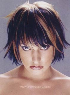 LOVELY Haircolor Ideas, Wedge Hairstyles, Funky Short Hair, Chunky Highlights, Asymmetrical Hairstyles, Shoulder Hair, Funky Hairstyles, Fringe Hairstyles, In Your Face