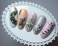 Simple Nail Art Videos, Nails Xmas, Nail Art Noel, Pedicure Designs Toenails, Xmas Nail Art, New Years Nail Designs, Winter Manicure, The Audacity, Gold Glitter Nails