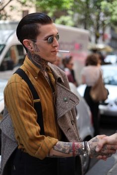 Mmmm!! Jimmy Q, Man With Tattoos, Long Haired Men, 2019 Makeup, Francisco Lachowski, Men Street, Tattoo Models, Mens Spring, Mens Fashion Trends