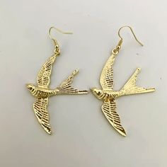 Anthro Gold Swallows Earrings Brand New Without Tags Fast Shipping Sold By Trusted Poshmark Selle Trendy Closet, Red Hoop Earrings, Bag Boutique, Anthropologie Jewelry Earrings, Festival Birthday, Turquoise Earrings Dangle, Coachella Festival, Turquoise Boho, Crystal Hoop Earrings