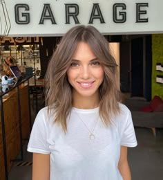 Shoulder Length Girl Haircut, Teen Girl Layered Haircuts, Teen Girl Hair Cuts Medium Lengths, Hair Cut For Think Hair Girl, Teen Hair Cuts Girls Medium, Shoulder Length Hair Cuts For Teens, Teenage Haircuts For Girls Medium, Hair Cut For Teen Age Girl, Preteen Girl Haircuts Medium