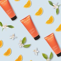 Envie d'une peau parfaitement nettoyée et hydratée ?  Le gel douche Delarom, délicatement parfumé à l’orange, nettoie en douceur et laisse la peau hydratée et fraîche toute la journée.  Composé d’eau forale de fleur d’oranger bio adoucissante, d’huile essentielle d’orange douce bio et de glycérine végétale, il rendra votre peau souple et satinée. 🍊 Le Gel, Enamel Pins, Magazine, Orange, Tableware