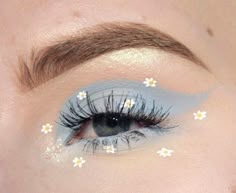 Cute Makeup Looks Easy, Flower Makeup Ideas, Galaxy Eye Makeup, Flower Makeup Looks, Teknik Makeup, Healthy Makeup, Mekap Mata, Make Up Designs, Drag Make-up