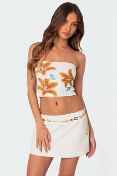 Tigerlily Tube Top Orange Tube Top Outfit, Flower Tube Top, Orange Tube Top, Short Loungewear, Swimwear Dress, Runway Trends, Strapless Tops, Flower Tops, Tiger Lily