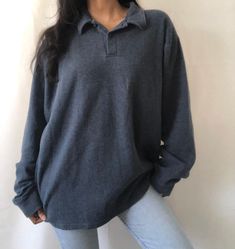 L.L.Bean dark blue polo collar neck sweater / sweatshirt. Long sleeve boyfriend knit.  Color: Dark Blue (Grayish)  Material: 100% Cotton   Condition: 9/10 , No apparent flaws , light wear Size: X Large (model is a s/m)  Brand: L.L.Bean If you have any questions please feel free to contact me! Long Sleeve Polo Sweater For Loungewear, Oversized Collared Polo Sweater For Fall, Oversized Collared Sweater With Ribbed Collar, Oversized Sweater With Ribbed Collar, Casual Polo Sweater With Collar For Winter, Casual Collar Polo Sweater For Winter, Casual Winter Polo Sweater With Collar, Oversized Collared Polo Sweater, Oversized Collared Polo Sweater With Ribbed Cuffs