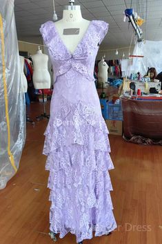 أرجواني حفلة موسيقية فستان طويل مساء ثوب الدانتيل حزب اللباس Lavender Evening Dress For Prom Party, Lavender Sleeveless Party Gown, Sleeveless Lavender Gown For Party, Lavender Gown For Prom Season Party, Lavender Gown For Prom Party, Lavender Dresses For Prom Season, Sleeveless Lavender Maxi Dress For Prom, Lavender Sleeveless Evening Dress For Party, Sleeveless Lavender Evening Dress For Prom