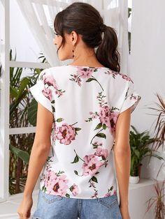 Multicolor Floral Print T-shirt For Summer, Classy Bodycon Dress, Casual V-neck Top With Butterfly Print, Pink Floral Print Puff Sleeve Top, Short Sleeve, Floral Print Rayon Button-up Top