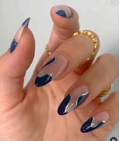 Nails For Prom Blue Dress, Asymmetrical Nails, Nails Graduation, Ball Nails, Carcase Iphone, Boujee Nails, Concert Nails, Graduation Nails