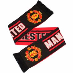 two manchester united scarfs with the words'best man'printed on each one