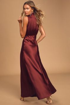 High Neck Sleeveless, Silk Gown, Satin Maxi, Satin Maxi Dress, Dresses Shoes, Komplette Outfits, Guest Dresses, Satin Dresses