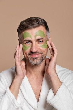 Download this Free Photo about Man using anti aging treatment, and discover more than 60 Million Professional Stock Photos on Freepik Home Facial Treatments, Men Spa, Homemade Face Mask, Men's Skincare, Botox Face, Eyebrow Design, Muar, Beauty Makeover, Anti Aging Secrets