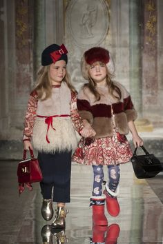 Monnalisa FW2016 Fashion Show Palazzo Corsini, Florence 23 January 2016… Well Dressed Kids, Kidswear Trends, Latest Winter Fashion, Kids Fashion Show, 23 January, Girls Winter Fashion, High Fashion Editorial, Young Fashion, Kids Coats