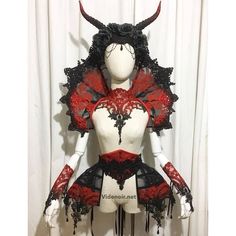 Vampire Couture, Vampire Accessories, Lace Decorations, Fantasias Halloween, Fantasy Dress, Cosplay Outfits