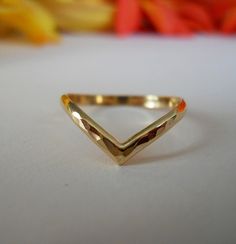 Chevron V Ring Hammered 14k Gold Filled Vanki Ring, V Ring, Chevron Ring, Gold Rings Jewelry, Gold Earrings Designs, Shiny Things, Gold Jewelry Fashion