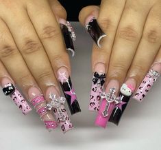 Nail Manifestation, Diy Rhinestone Nails, Bad Nails, Y2k Hello Kitty, Kitty Nails, Simple Acrylic Nails, Hello Kitty Nails, Pretty Gel Nails, Really Cute Nails