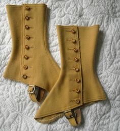 Historical Shoes, Victorian Accessories, Victorian Shoes, The Victorian Era, Plain Outfits, Old Shoes, Victorian Steampunk, Shoe Covers