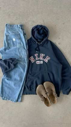 Winter Outfit Ideas For Men, Cute Outfits Skater, Casual Men’s Outfits, Guys Clothes Style Mens Fashion, Guy Fits Aesthetic Winter, Carhartt Mens Aesthetic, Comfy Guy Clothes Aesthetic, Shoes Aesthetic Men, Winter Clothing Ideas