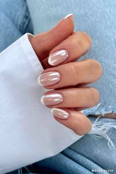 35+ Stunning Chrome Nails Designs. Find your new favorite nail trend for 2024: Chrome nails! We’re highlighting 35+ stunning chrome nail designs, from French tips to pink, blue, white, short, and more! Glazed donut nails, also known as Hailey Bieber nails, are super trendy and chic, and we've got plenty of ideas for you to try. Plus, explore our pearl nails inspiration for a classy touch! Chrome Dipped Nails, Natural Nails With Chrome, Chrome Neutral Nails, Dip Nail Trends, Chrome Dip Nails, Engagement Nails Designs, Champagne Nails, Congratulations On Your Engagement