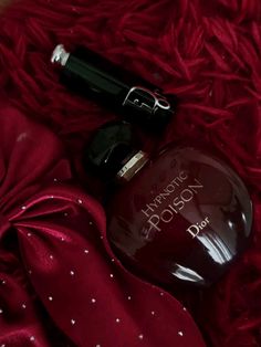 Red asthetic Burgundy Aesthetic, Red Perfume, Fashion Accessories Photography, Arabian Women, Ysl Beauty, Dior Beauty, Red Wallpaper, Vintage Perfume, Red Aesthetic