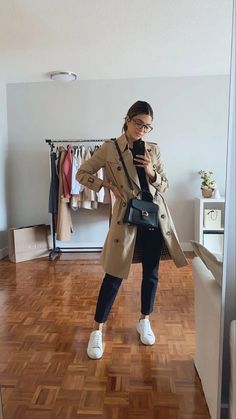 Look Rich And Classy, Trent Coat, Rich And Classy, Trench Beige, Look Rich, Jacket Outfit Women, Trench Coat Outfit, How To Look Rich