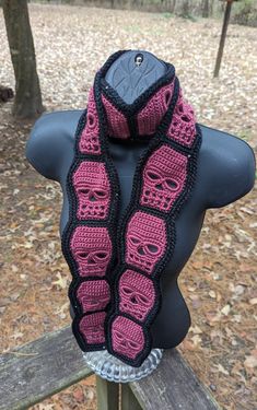 Hand crocheted by ZomBambie Approximately 70 inches long, you can let it hang loosely or wrap around your neck and snuggle up! The skulls are a bright mauve with tiny discreet shimmer thread and sequins, then trimmed in black. Crochet Skull, Skull Scarf, Scarf Crochet, Crochet Scarves, Black Sequins, Hand Crochet, Wrap Around, Crochet Scarf, Scarf Wrap