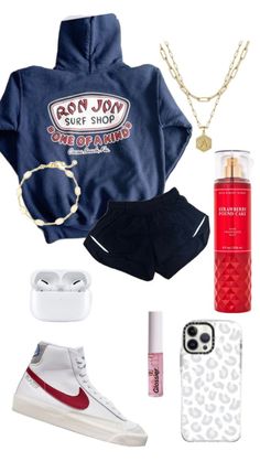 Basic White Girl Outfit, Jiraiya And Tsunade, White Girl Outfits, Beachy Outfit, Basic Girl Outfit, Basic Aesthetic, Outfit Preppy, Ron Jon, Aesthetic Clean