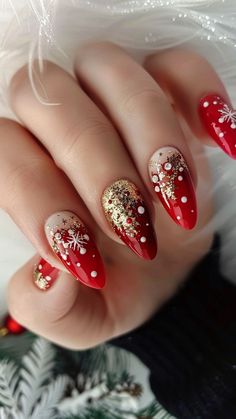 #ChristmasNails #HolidayNailArt #FestiveNails #NailArtIdeas #NailDesigns #ChristmasNailDesigns #WinterNails #NailInspo #MerryAndBrightNails #DIYChristmasNails #CuteChristmasNails #NailTrends #GlitterNails #NailArtCommunity #ChicNails #SeasonalNailArt #NailGoals #NailPolishAddict #HolidayNailTrends #NailOfTheDay Christmas Nail Designs Simple, Festive Christmas Nails, Hot Nail Designs