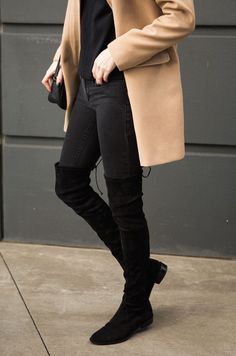 Neutral Coat, Outfit Baddie, Winter Boots Outfits, Fall Fashion Coats, High Boots Outfit, Boating Outfit, Outfit Black